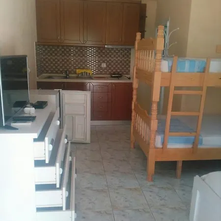 Villa Nexhmi Vila